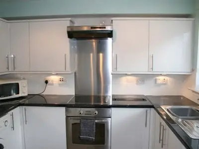 Flat on the Green 2 kitchen Flat on the Green Two